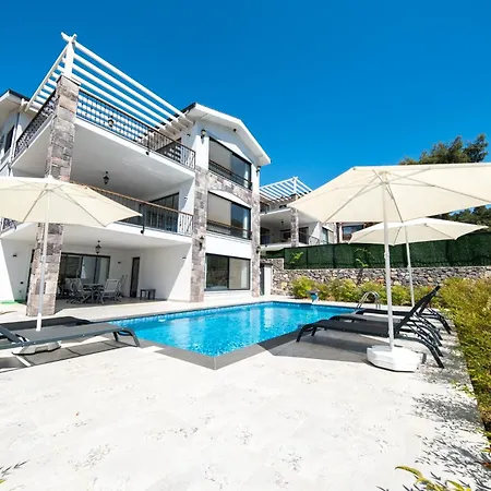 Villa Olive Hills - Family-friendly Luxury *